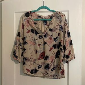 Floral print blouse